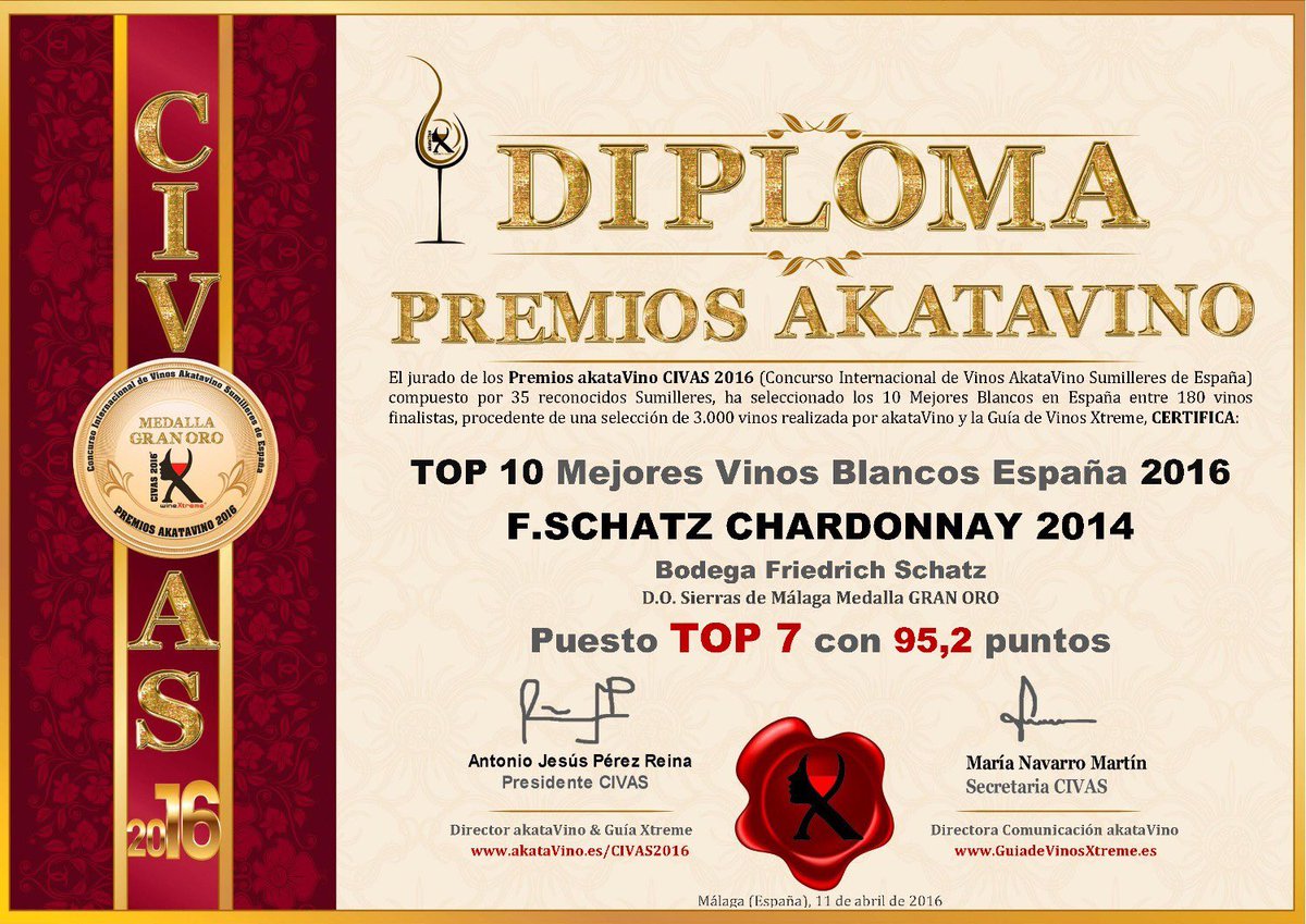 Un #vino <a href="/SaboraMalaga/">Sabor a Málaga</a> en el #TOP7 de 10 Mejores Blancos 2016 con @BodegaSchatz Chardonnay akatavino.es/GuiadeVinosXtr…
