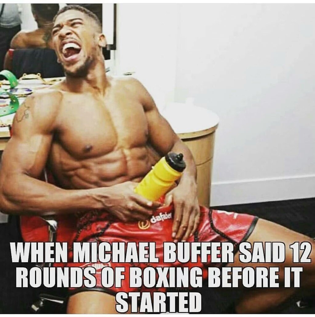 OharaDavies's tweet photo. Little did Michael Buffer know 😆 👍 #Boxing https://t.co/n1IcAAHhvY