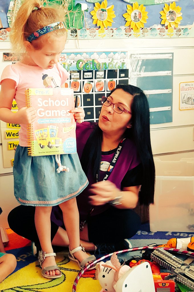 KidsAcademy_UAE's tweet image. Show and tell @Bateen  #EYFS #developingconfidence #comunicationandlanguage #showandtell @KidsAcademyUAE