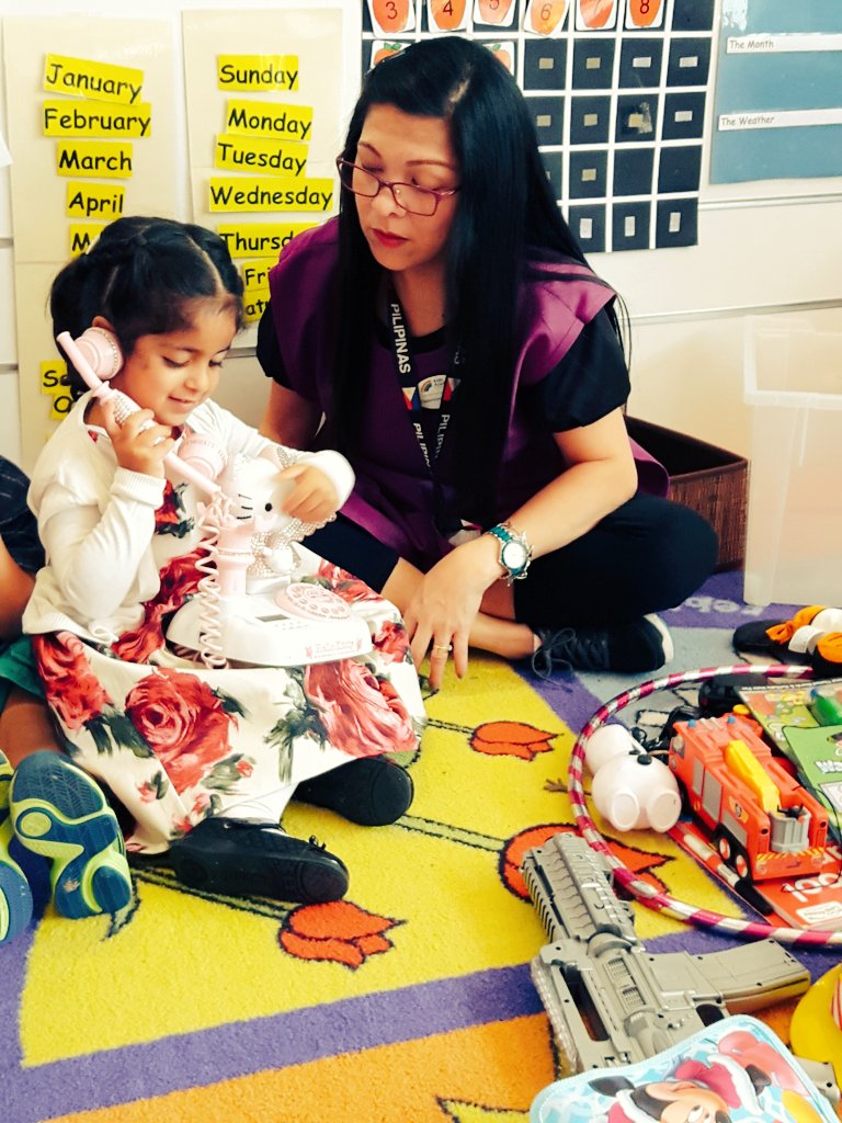 KidsAcademy_UAE's tweet image. Show and tell @Bateen  #EYFS #developingconfidence #comunicationandlanguage #showandtell @KidsAcademyUAE