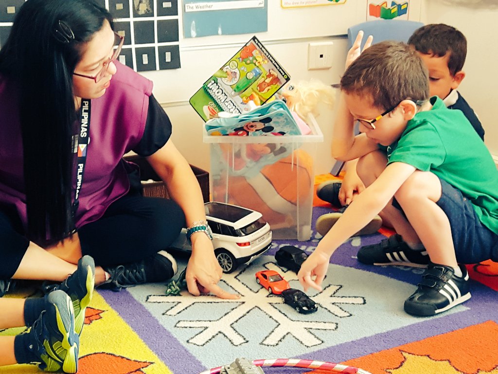 KidsAcademy_UAE's tweet image. Show and tell @Bateen  #EYFS #developingconfidence #comunicationandlanguage #showandtell @KidsAcademyUAE