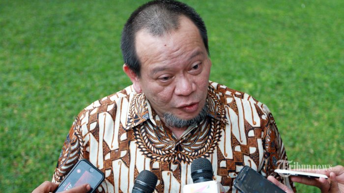 Menpora hormati putusan peradilan ketua pssi newnesia.blogspot.co.id/2016/04/kemenp…