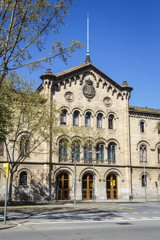 La #UniBarcelona, entre les 50 millors del món en productivitat científica bit.ly/1oTbmGi