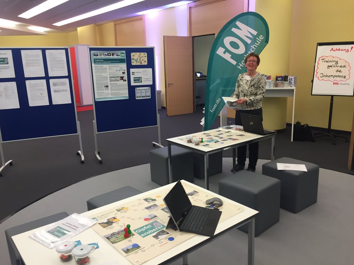 MrBPMN's tweet photo. Der #MIDInsight Campus startet um 11:30 mit dem 1. Track zur #gamification in der Lehre - Es ist angerichtet! #FOM https://t.co/BlcldEEvs1
