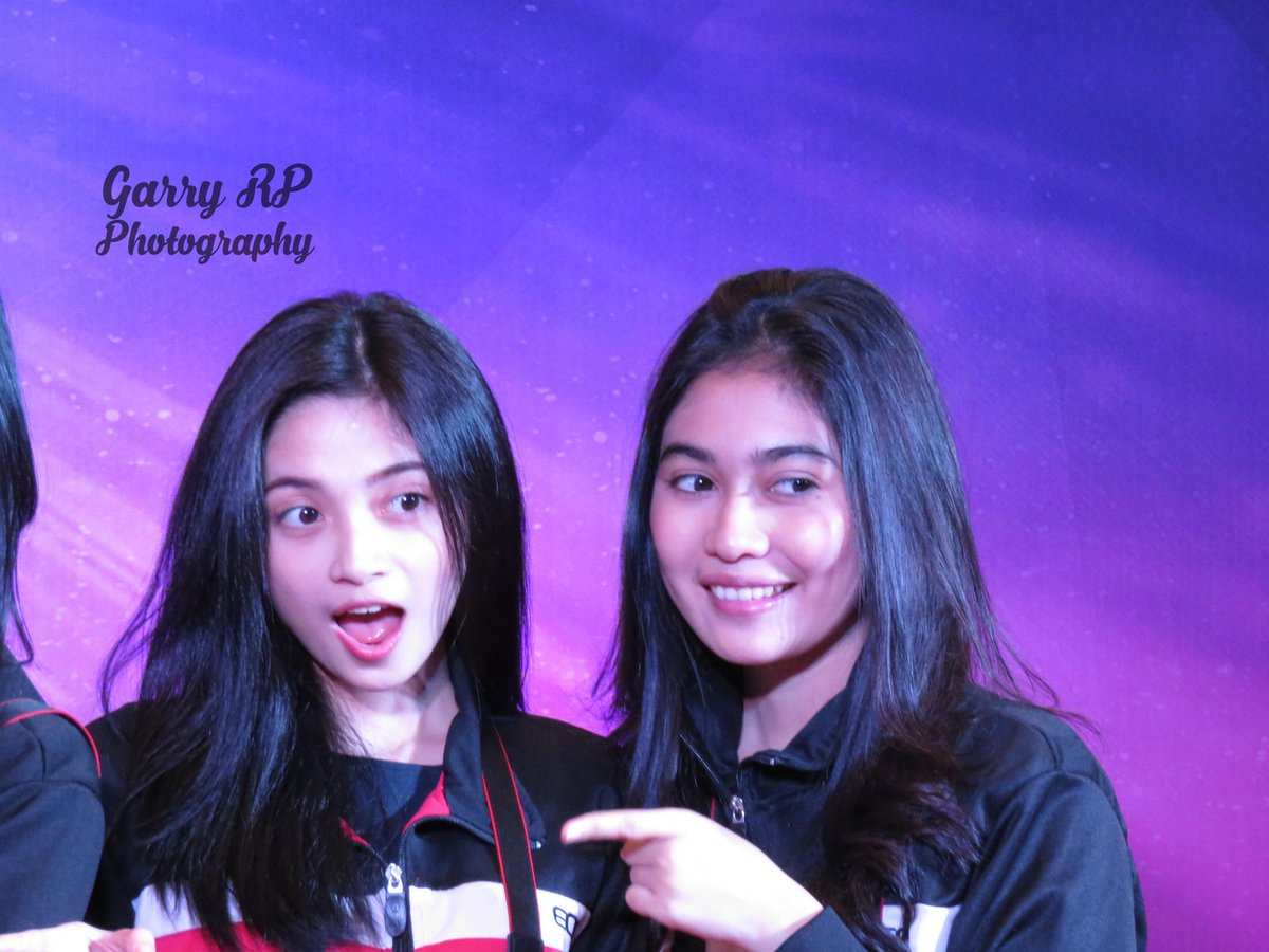 GarryKAHP's tweet photo. @BeauMiftaChiBi & @SweetYoriChiBi candid. #CanonCherrybelleAtSurabaya #ImYoers #Miftaholler https://t.co/o76wRDquZN