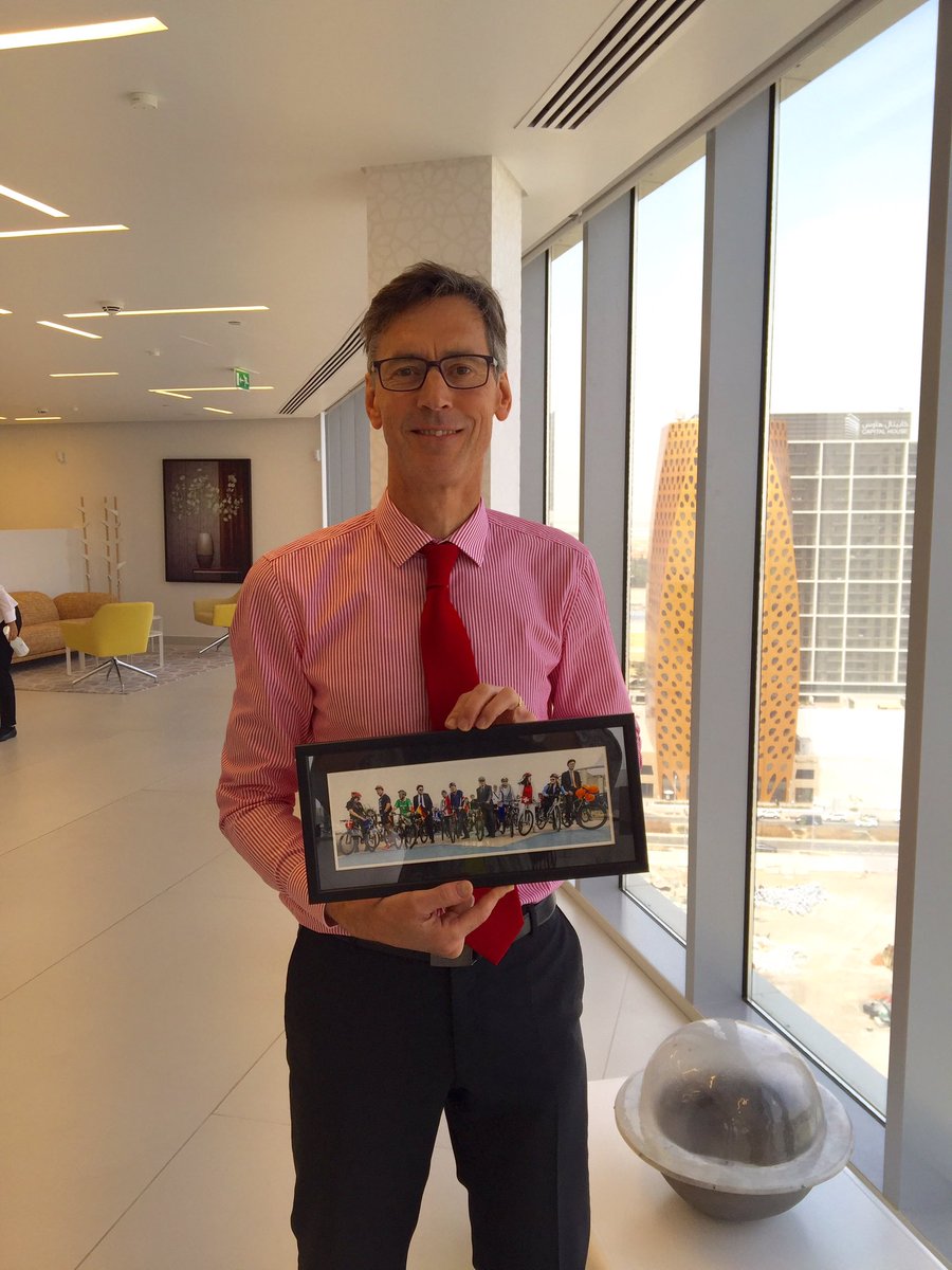 frank_mollen's tweet photo. Thank you @TheNationalUAE @AlOtaiba_M for lovely gift re #CycletoWork with EU Ambassadors on #AbuDhabi Corniche https://t.co/9UdcGqo4JM