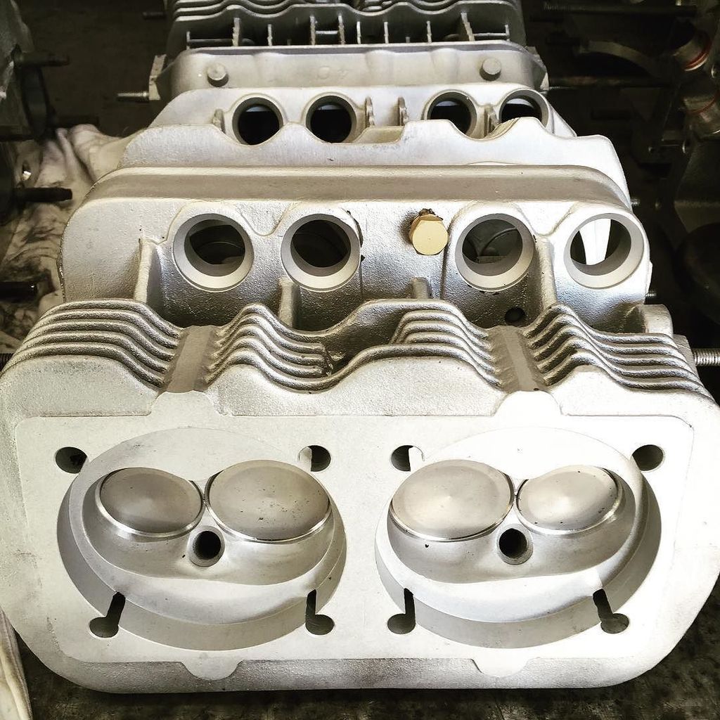 beetlebug1938's tweet image. VW boxer heads recently machined (not our build). #vw #volkswagen #vwengine #vwbeetle #vwkombi #kombi #boxerengine …