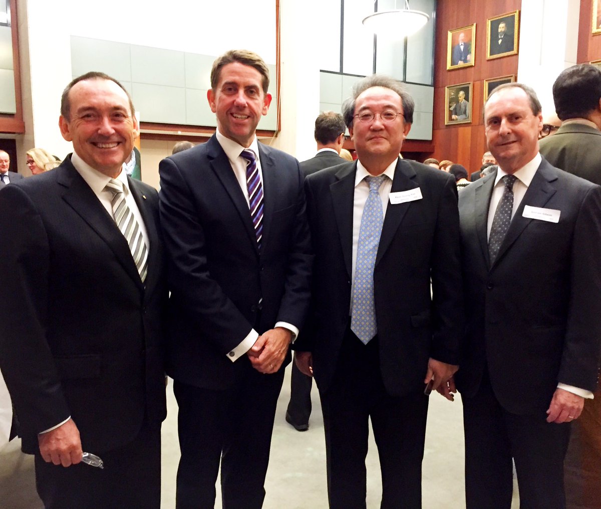 camerondickqld's tweet photo. Great to host a reception with @CCQld for delegates attending the Asia-Pacific #Cancer Leaders Summit in Brisbane https://t.co/qkrdxd7xo7