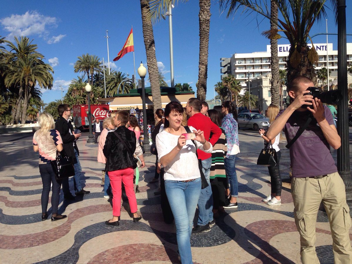 costablancaorg's tweet photo. #CostaBlanca enamora a los agentes de viaje de @vtour_by #Bielorrusia https://t.co/LUJYvpODIF