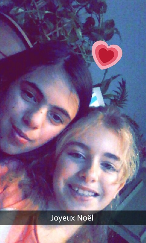 AlisonAskiip's tweet photo. Le couz et La cous ✌✌ https://t.co/Y7oK9fXbyG