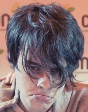 gennbitch's tweet photo. @GennaroSblurg solo perché il tuo compagno ha aperto finalmente le chat su snapchat non sei autorizzato a chiuderle https://t.co/rz2DibAyGB