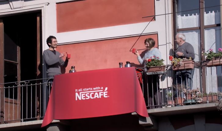 Nescafé built a table between several terrasses so neighbours could drink a coffee together. bit.ly/1Q4k2iZ