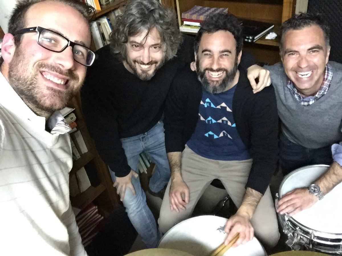 Anoche volvimos a los ensayos para el concierto del 14 mayo en @wahwah_valencia con <a href="/VivaSuecia/">Viva Suecia</a>. El reencuentro.