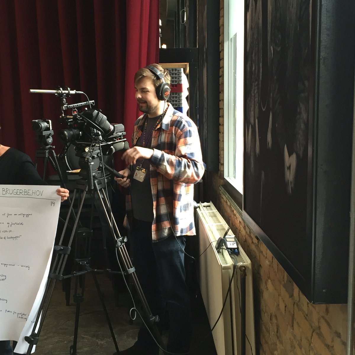 Pia_Sim's tweet image. Når 30 sekunder bliver til 10 foran kameraet 😂 #ksdagen er på banen med virkelig spændende workshops på tværs!