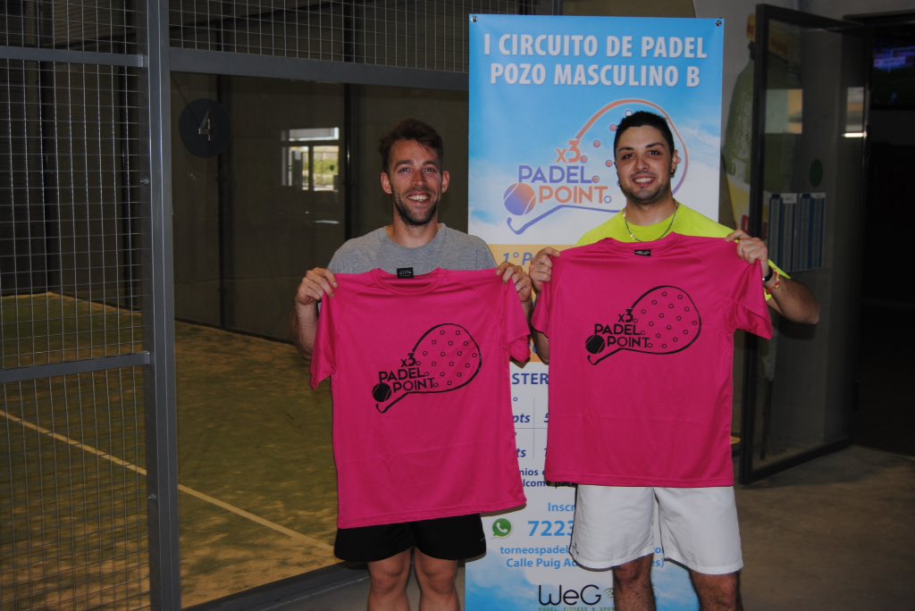tpadelrm7's tweet photo. Ganadores del 4 pozo puntuable   @padelpointx3 @WeGotPadel https://t.co/QskRHMwI2b