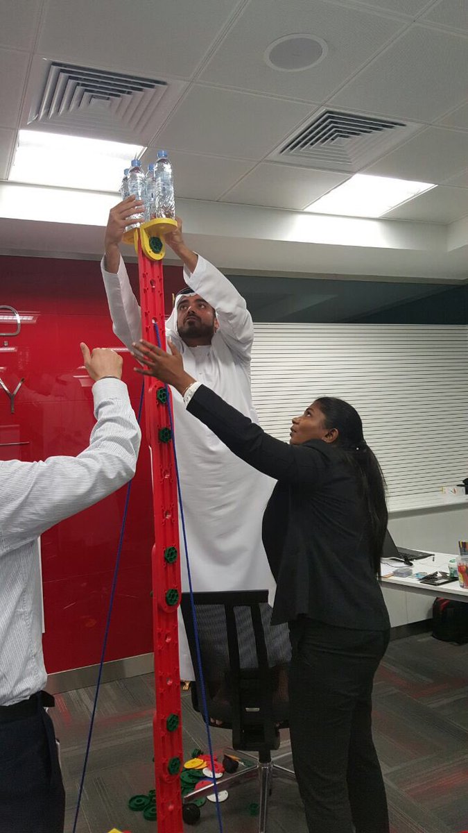 OBastaki's tweet photo. #hdsolutions #teamwork #ADCB https://t.co/I4EoUS1tqw