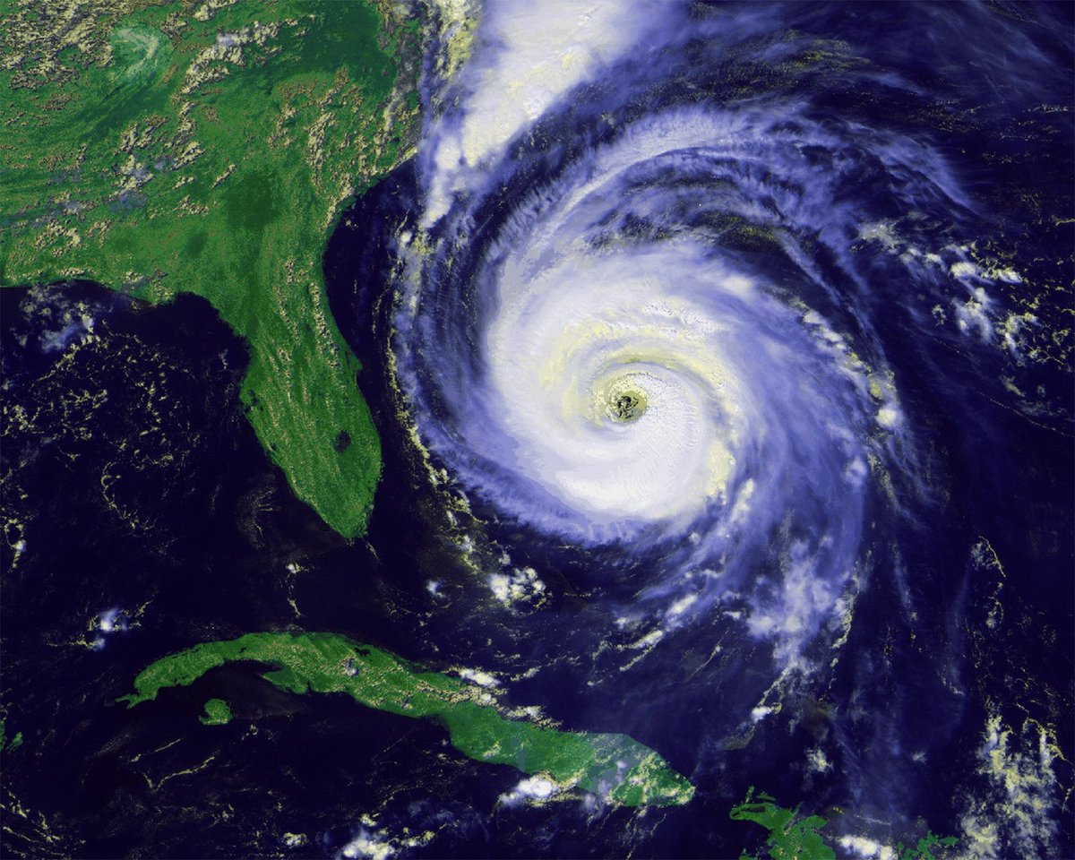 checkoutbrenda's tweet photo. A complex system names hurricanes.  Scientists use names of people that were mean to them.  Be nice to scientists. https://t.co/xFMQkboS0J