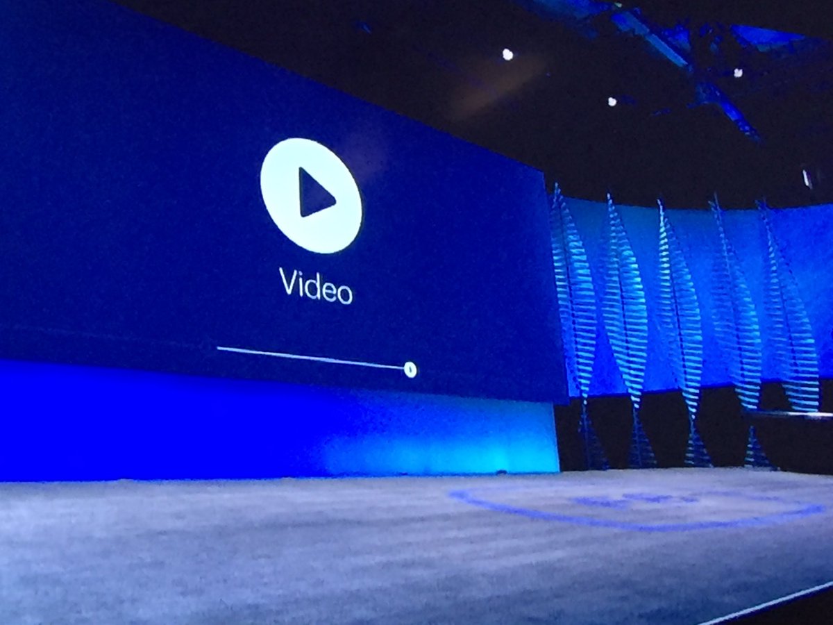 pepgomez's tweet image. Zuck on stage, F8 starts! Messenger Platform unveiled #FBF8