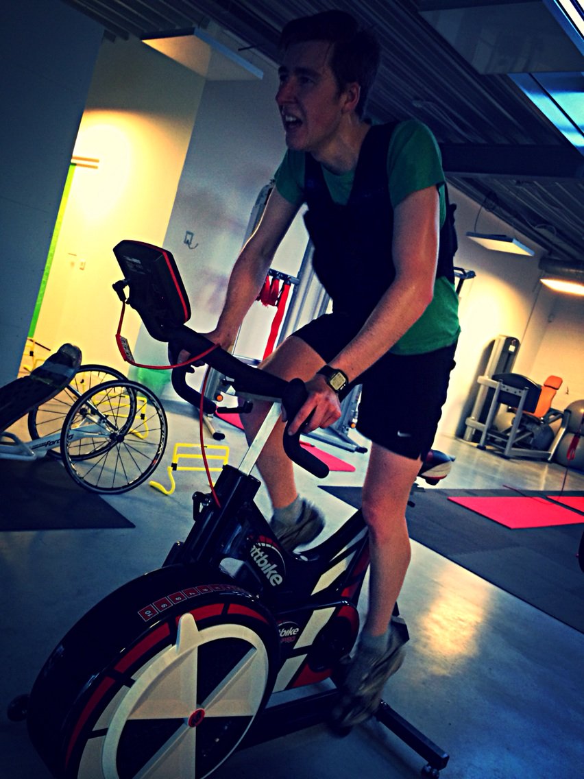 marctri185's tweet photo. 1u30 powercrank, 30 min run and 30 min power circuit after a long day at work @iggieingmar #letswork4it https://t.co/MulHyTj8yp