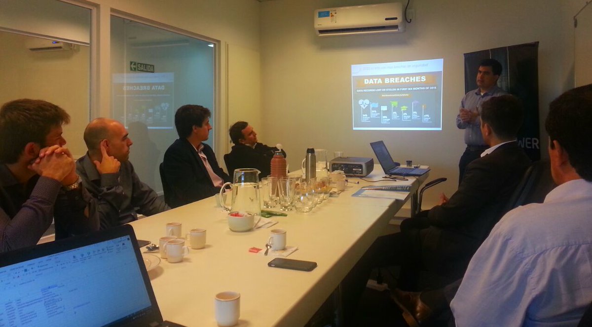 CXO2CSO's tweet image. Desayuno Empresarial GIGABA #NextGenerationSecurity (Encuentro @CXO2CSO) cxo-community.com/2016/04/desayu… @CamaraDT @iciacorp