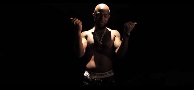 BigPHMG's tweet photo. @MONEYSHOTNOSA  Dopecase check it out on YouTube. #PHMG https://t.co/ZSMwNeYcoc