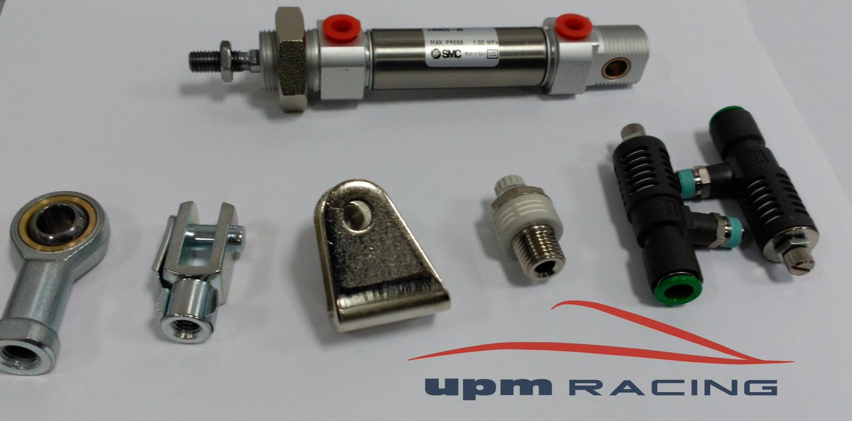 UPMRacing's tweet photo. Buenas noticias! #SMC se une a UPM Racing como patrocinador!! Aquí tenéis una foto de su envío... #GoUPMRacing https://t.co/zveFiI5f9R