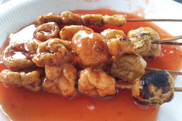 icky_Az's tweet photo. Siapa pernah makan benda ni ? Dan cuba teka apakah ini ?😂 Teringat zaman kecik2 dlu. Huhuhu https://t.co/gTZC5rgPWi