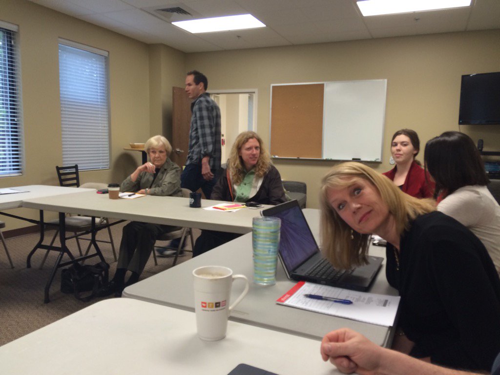 RichCulp1's tweet photo. Staff Meeting https://t.co/cColQoSHyP
