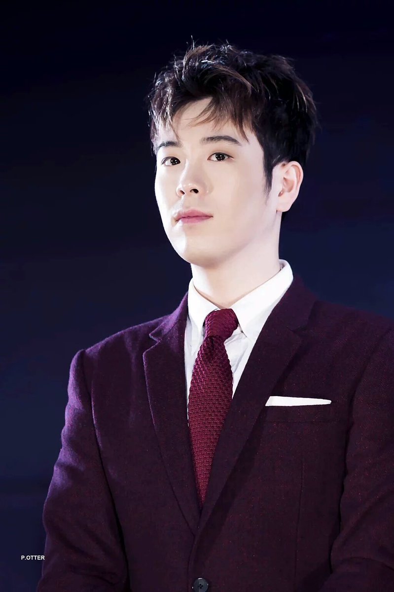 blockb0415_0914's tweet photo. @kyungzic92 @blockb0415_0914 ㅎ우 https://t.co/ETh27q0Lga