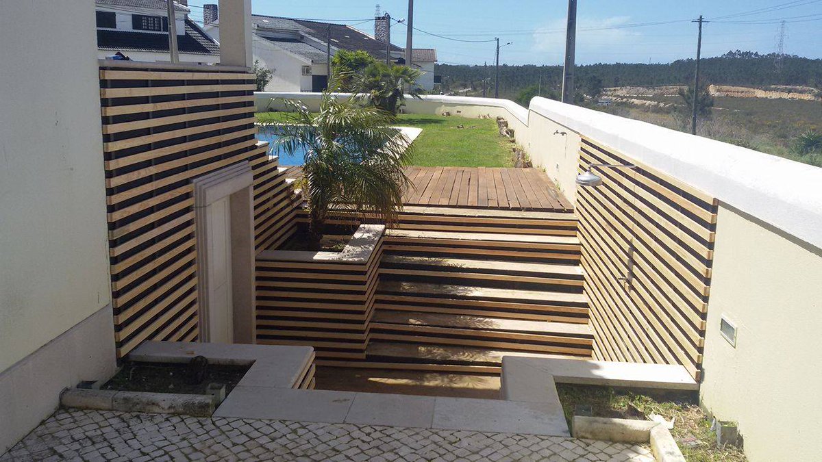 tripadvisor.co.uk/VacationRental… Just another relax area , come and book right now .. Portugal Nº1 Villa