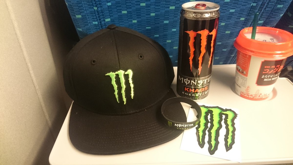 ryoryoryo_0215's tweet photo. 本日のMonster関係戦利品。
抽選でキャップ当たったー‼٩( 'ω' )و
#Monster
#OUTBURN2016 https://t.co/r9ZdVTkQBK