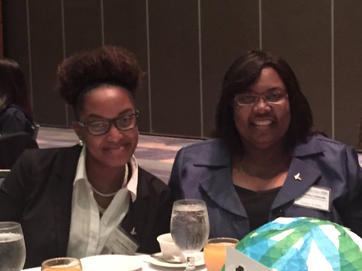 LandstownEagles's tweet photo. Great kicking off NASSP National Student Leadership Week with VB Official For A Day! @LeadVBCPS @VaPrincipals https://t.co/cpXOm3eJ83