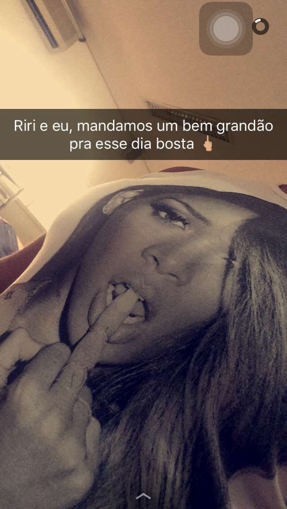 jully_ap's tweet photo. recado dado https://t.co/Kmf3ihRlKb