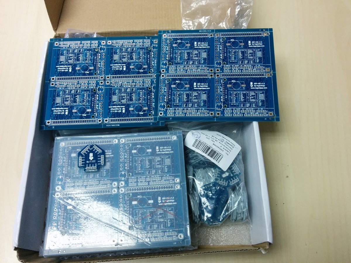 IngeniApp's tweet photo. PCBs have arrived.
Ready to begin with the assembly ;)
#IRP102 #RaspberryPi #RaspberryPi3 #OuYeah #Makers https://t.co/Hje3oE7zkq