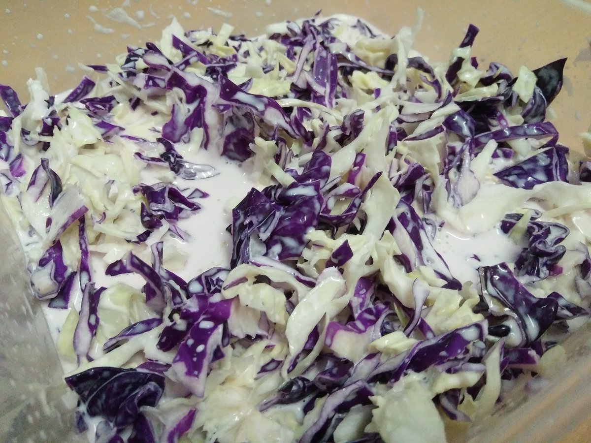 penaberkala's tweet photo. Menu ringkas di dapur bujang #DapurPB kali ni adalah "Kobis Kawen"
Nak sedap lagi?
Tambah Tuna #TCBoy https://t.co/qyHLRsbHGd