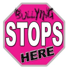 oblivious_teens's tweet photo. read about the crazy stuff that people do on national pink day
https://t.co/DaVOrMpVOH
#pinkday #nobullying https://t.co/hzJ34glXTQ