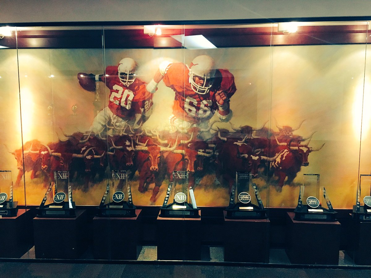 CoachAJJ's tweet photo. Can you hear that? The ground is rumbling. Come run with the Horns🐂  #RBU #Believe #Itsalifesyle https://t.co/NnTTE9VlzW