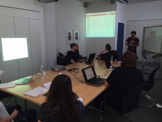 davidbaer's tweet image. Intense #MobTesting session at @ErgonAG. Very cool and still room for improvements!