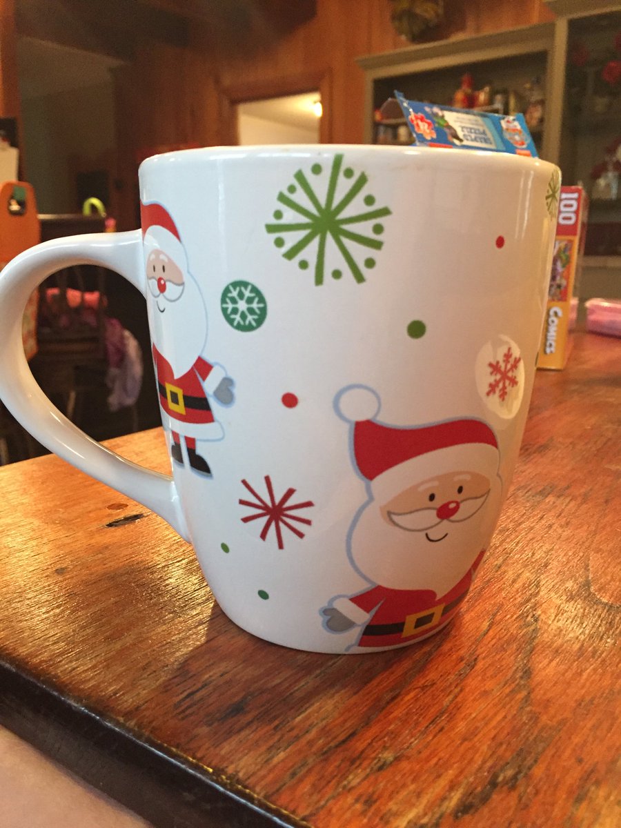 jenrunlloyd's tweet photo. @JessicaDuckWife and I thought I was the only one! https://t.co/otimjDJzAa