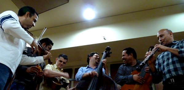 Este Domingo #24Abr a las 11:30am <a href="/ArcanoMusica/">Arcano</a> se presentará en  #NochesDeGuataca <a href="/GuatacaOficial/">Guataca Oficial</a>