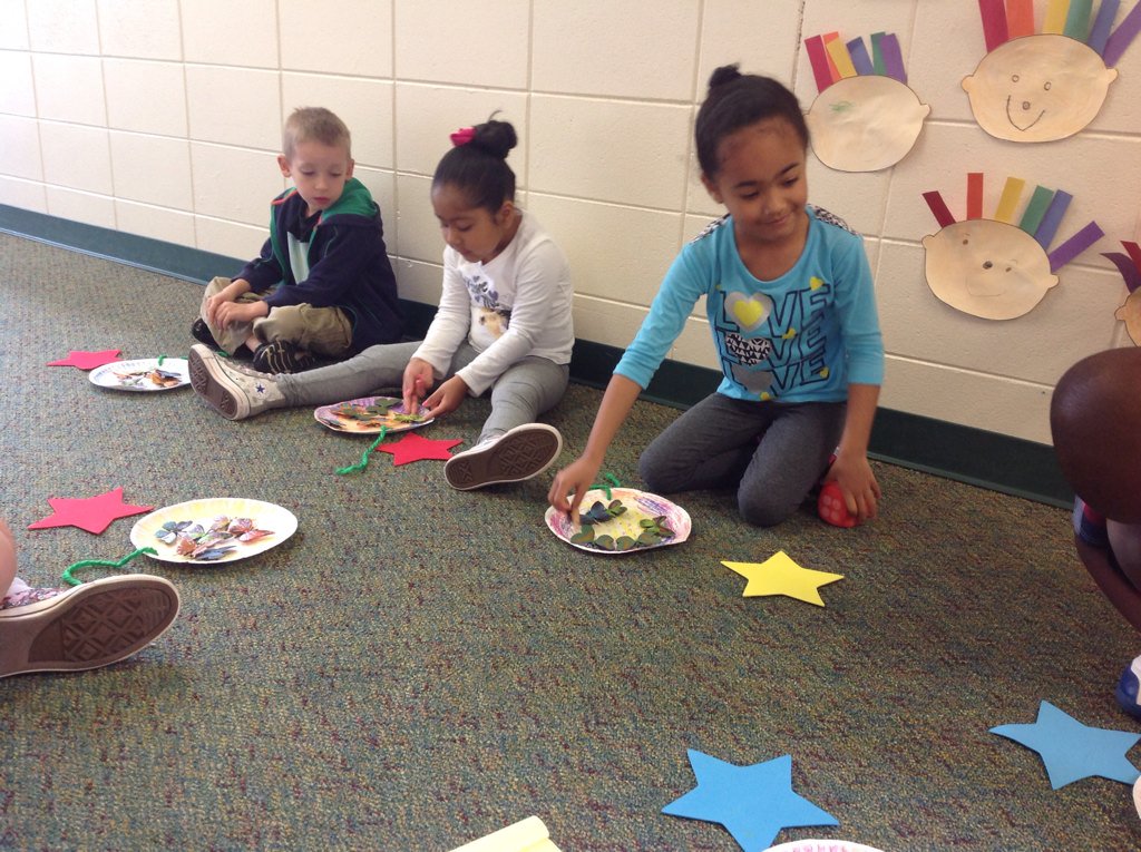 tgallob_tce's tweet image. How many butterflies are left when some fly away to the star? #subtractionfun #lcpk @Supt_LCSS @bsmith_lcss