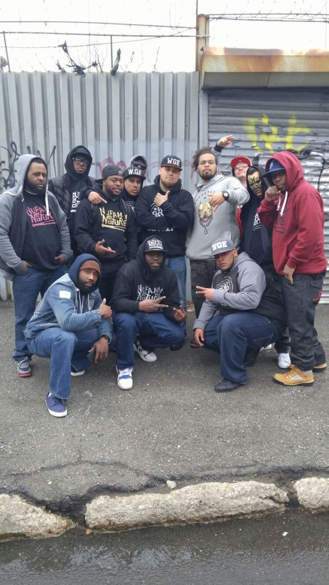 wegood_ent's tweet photo. VIDEO SHOOT WAS ON 🔥🔥
#WGE #STASHMUSICK #DRAGONSUP #NUFAMM #THESTRANGERS #BLACKWORLDFILMS
UNDERGROUND KINGZ!!! https://t.co/PnKyn1ABV6