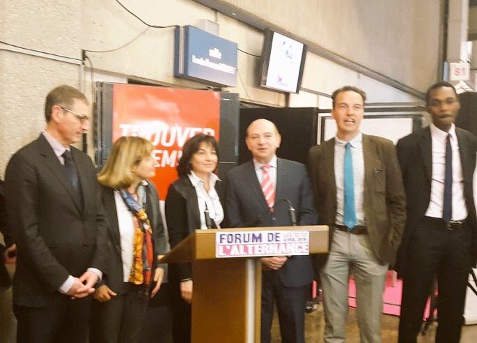 eddieait_of's tweet photo. Ce matin, inauguration du Forum de l'alternance par @AnnickGirardin  #FA2012 #fonctionpublique https://t.co/ij7ErppR1I