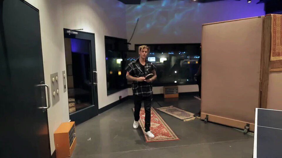 JBHelpFollowme's tweet photo. @justinbieber https://t.co/rqkBJGyhAF