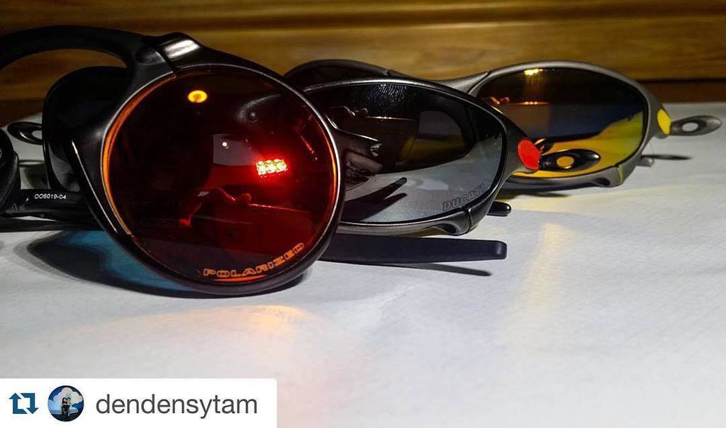 wallevallc's tweet photo. #Repost @dendensytam
More!! Haha 😎 #oakley #madman #ducati #juliet #xmetals #walleva #24k https://t.co/IBW8oKLO7i https://t.co/DoHhMOOuc0