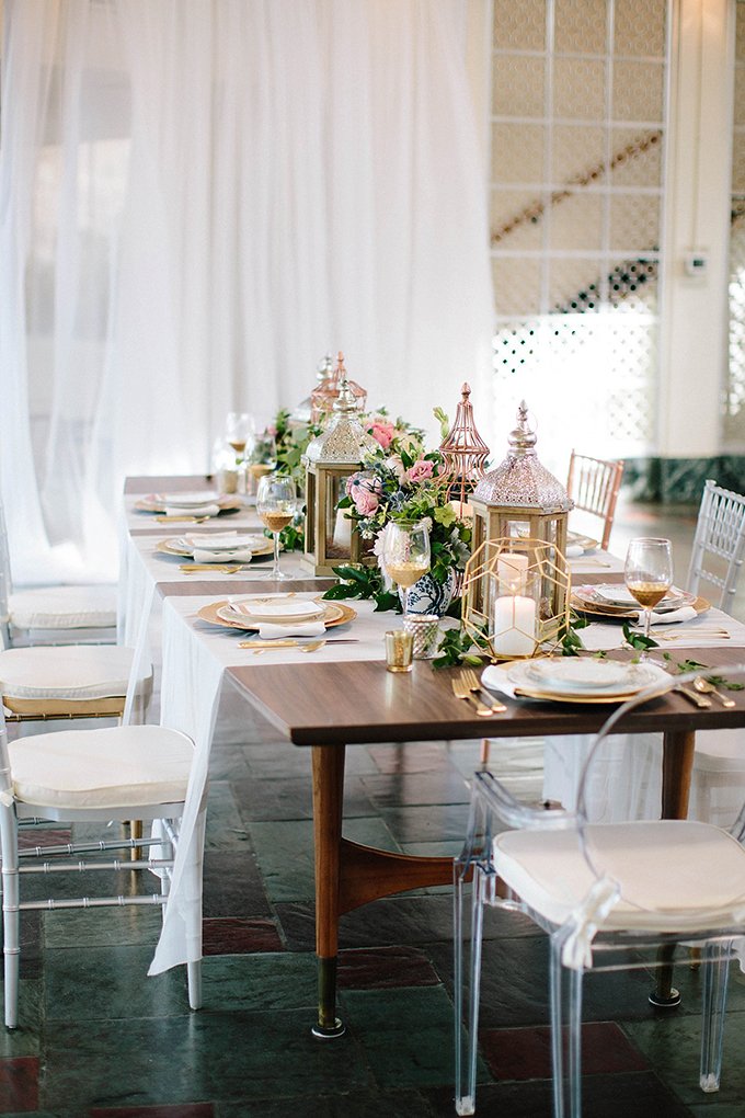 davidsbridal's tweet photo. Dreamy electic wedding inspiration from @GlamandGraceWed https://t.co/mch8wUieOf #ASforDB #aislesocietydebut https://t.co/clUUFYwq2e