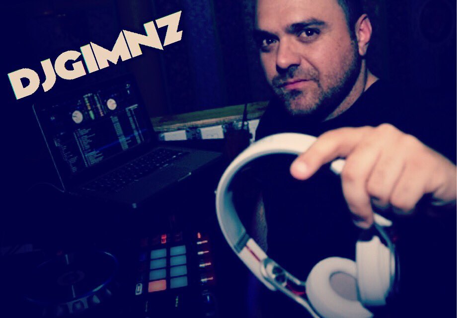 djgimnz's tweet photo. Do what you love and you'll never work a day in your life. 🙌 #djlife https://t.co/MROqX5N0gv