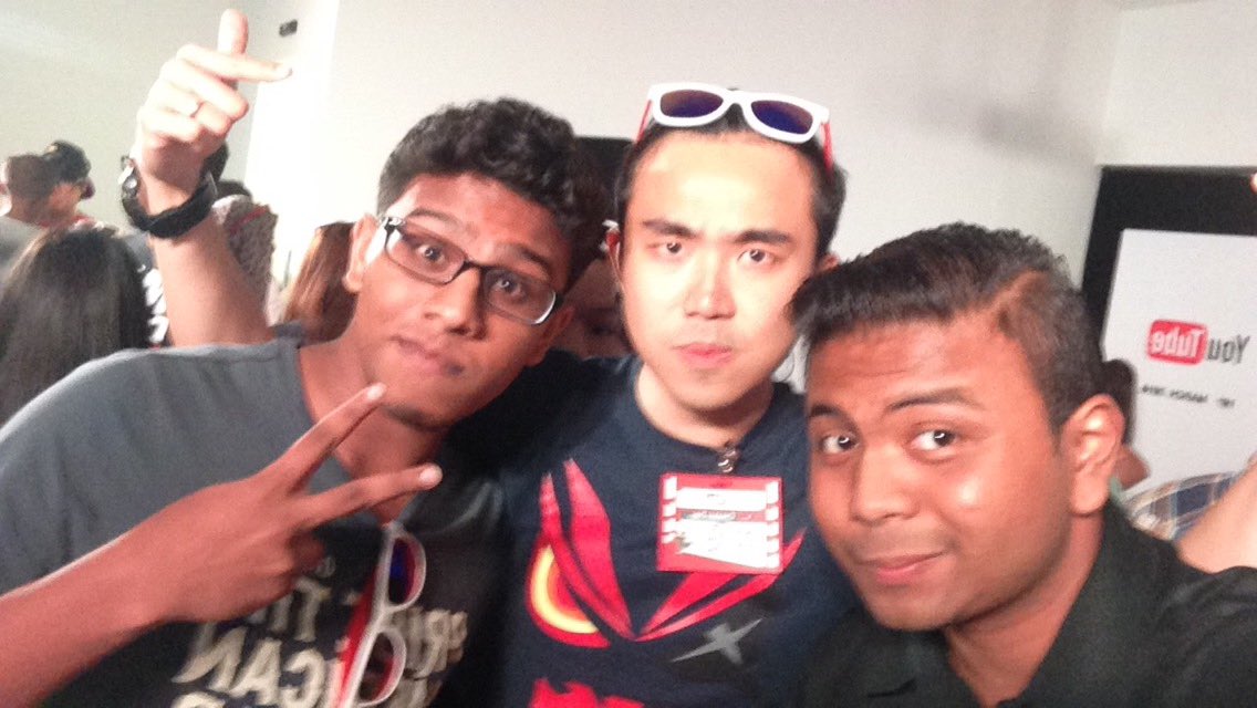 da2BlackSheeps's tweet photo. With the amazing kor kor @JaredLe3 #velinai #throwback https://t.co/bqLzNuap2h