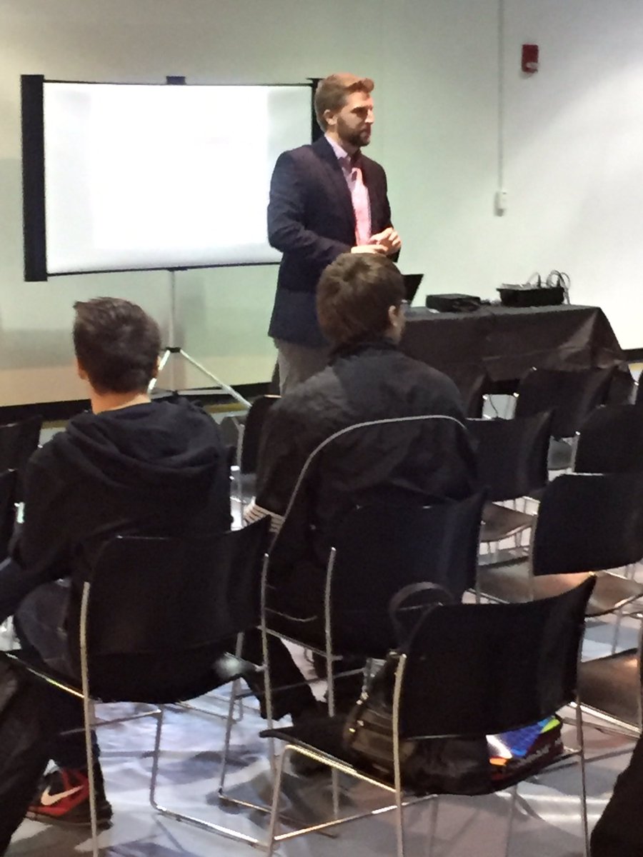 Brad Stapleton (@bradstapleton94) on Twitter photo High school students learning more about the <a href="/UC_SOIT/">UC School of Information Technology</a> at the 2016 #SoITExpo High school students learning more about the <a href="/UC_SOIT/">UC School of Information Technology</a> at the 2016 #SoITExpo