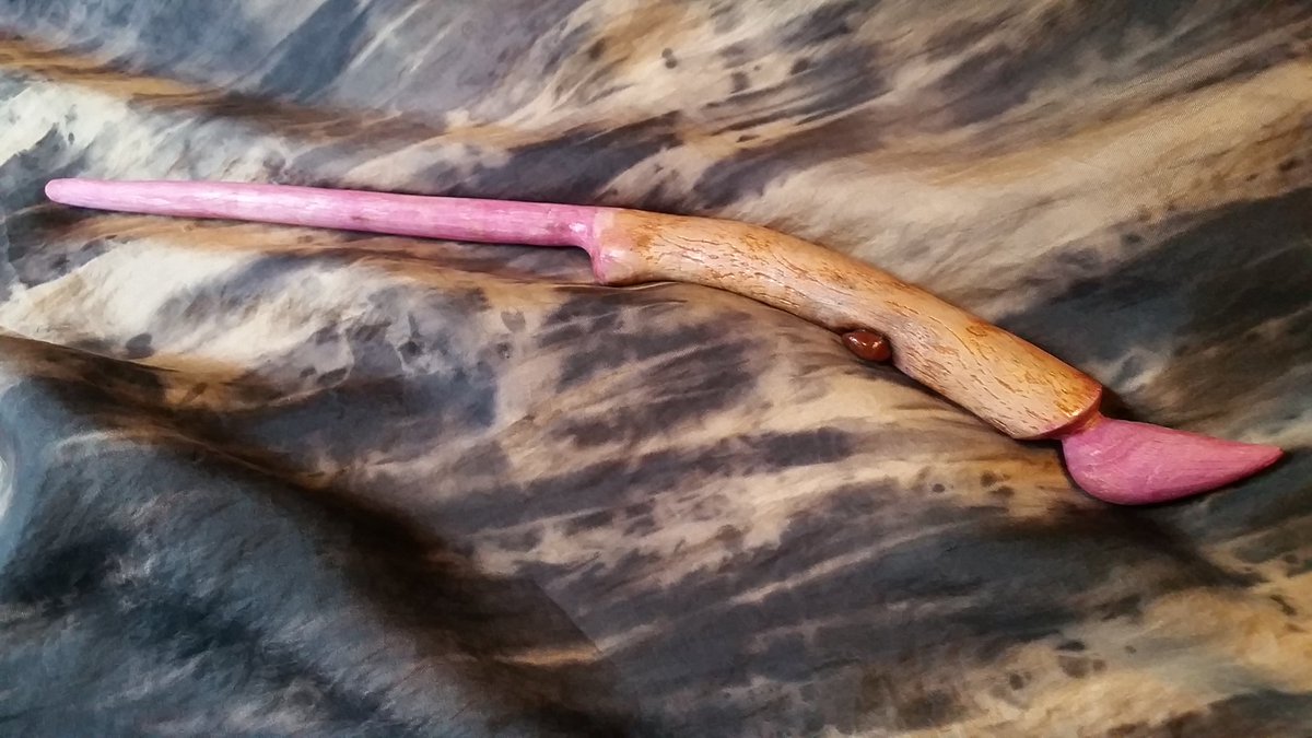 TroyBonePI's tweet photo. @jk_rowling 
Imagining the alternate routes within wand law:
Hornbeam 8" with inlaid stone and prickly pear dye https://t.co/Ieve7r4gKj
